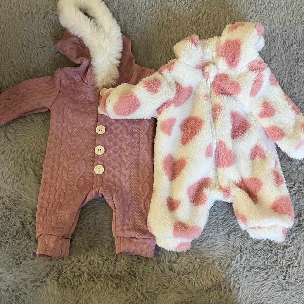 Newborn Bundle SHEIN Pink and White Cozy Footies Jacket